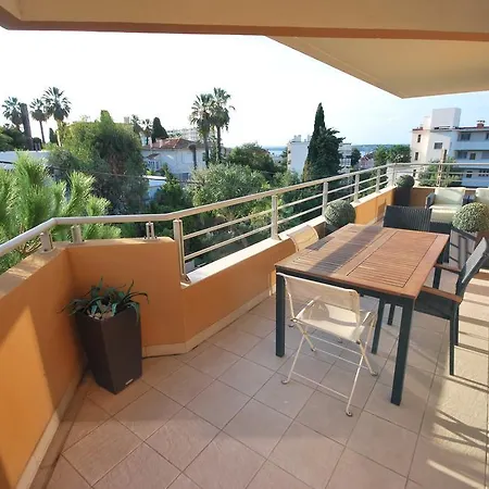 Deux Chambres Avec Piscine - Roi Albert Ier Cannes