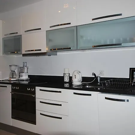 Apartment Deux Chambres Avec Piscine - Roi Albert Ier